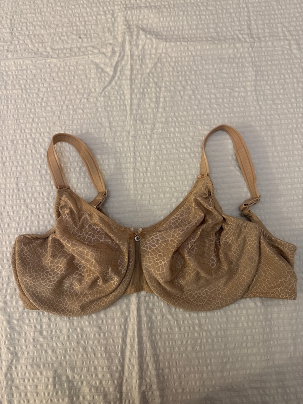Chantelle Nude Lace Underwire Bra - Supportive Everyday Comfort - 42D